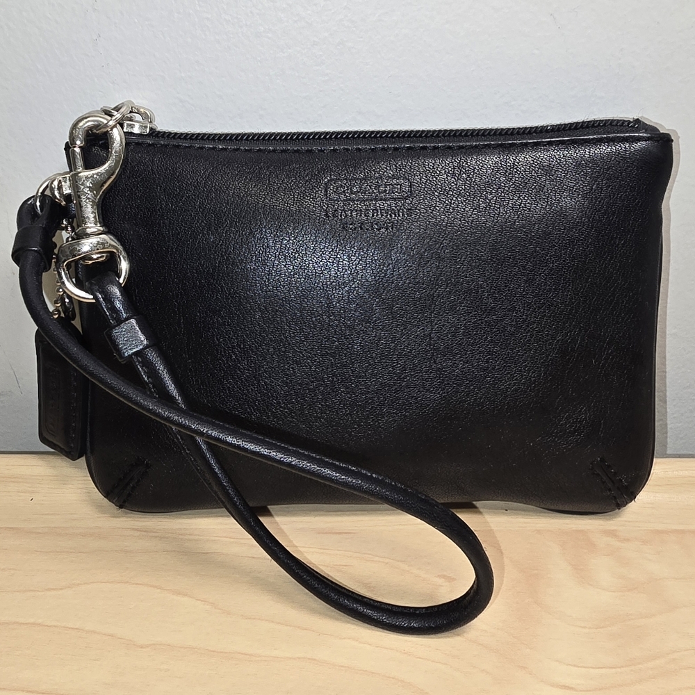 COACH Black Leather Small Top Zip Wristlet Pouch Wallet